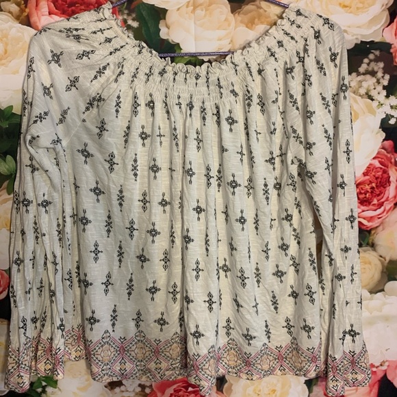 American Rag Long Sleeve Top - Picture 5 of 6